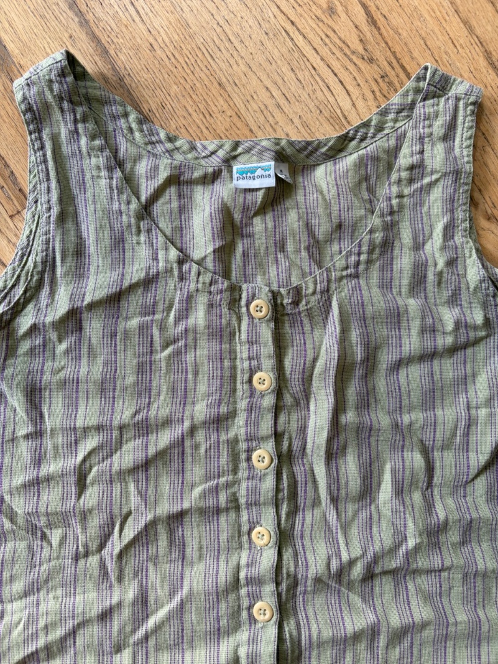 Button down tank - Picture 5 of 5